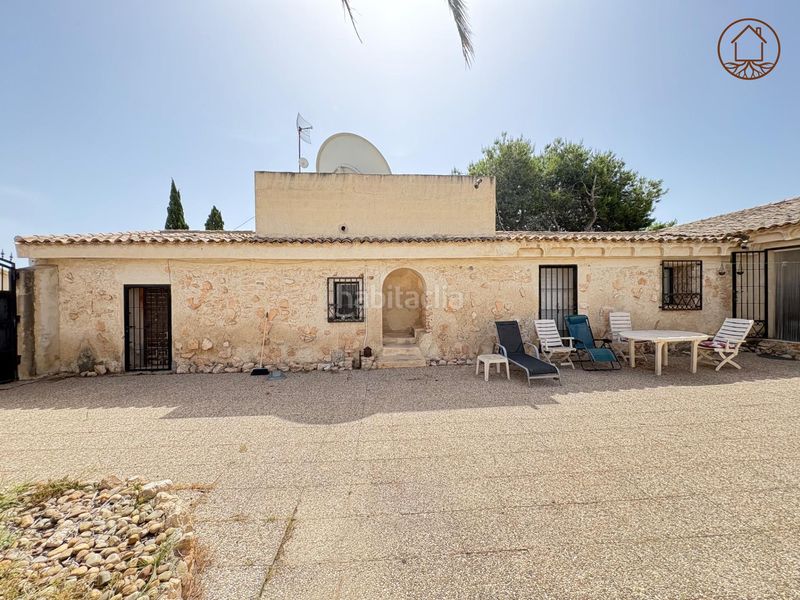 Foto c9e78724-dd0f-4dff-aef8-45ec87ede71c. Chalet con parcheggio piscina in Almoradí