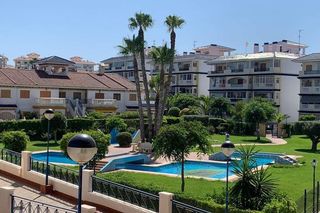 Estudi a Avenida residencial parquemar v. Acogedor estudio con terraza y vistas al mar a 250 m de la playa
