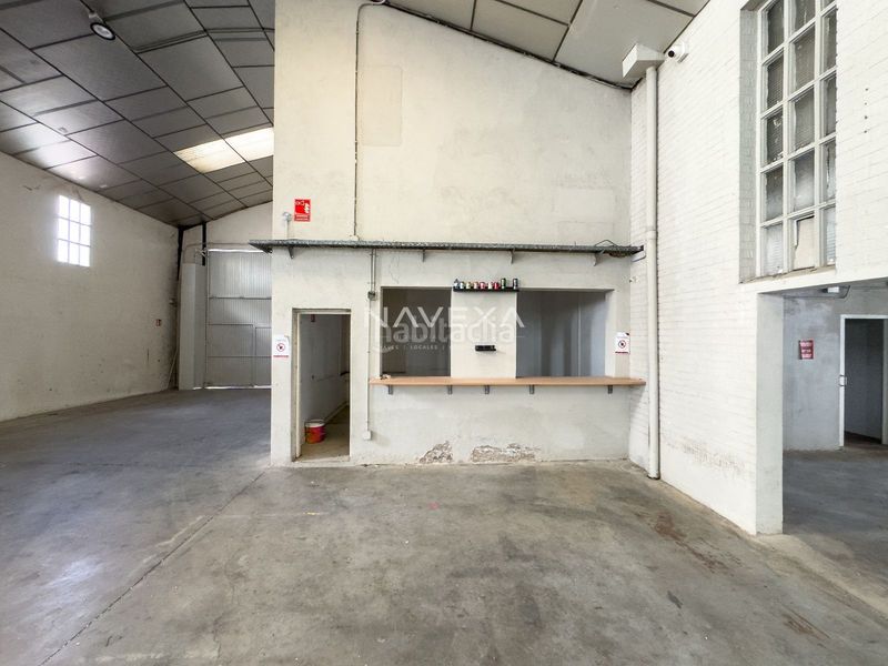 Foto 53c9124f-ba4a-45bf-a8de-e75b7ffec3ad. Rent industrial building in Zona Industrial Pinto