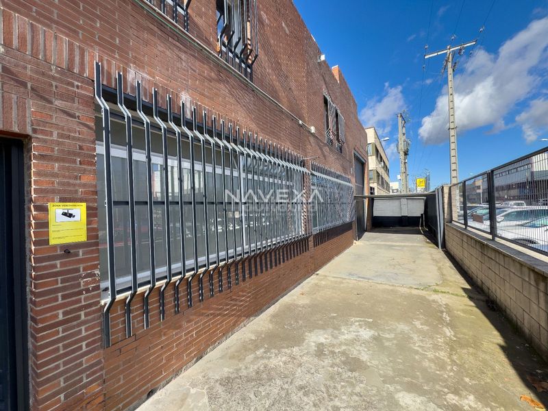 Foto 8d63e4d0-f7d1-4cd6-aac1-ecc8532d9122. Rent industrial building in Zona Industrial Pinto