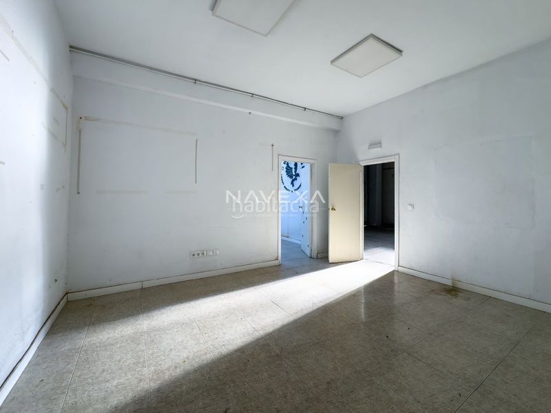 Foto b8c20738-b93c-4dfd-878c-882ecb6e0a27. Rent industrial building in Zona Industrial Pinto