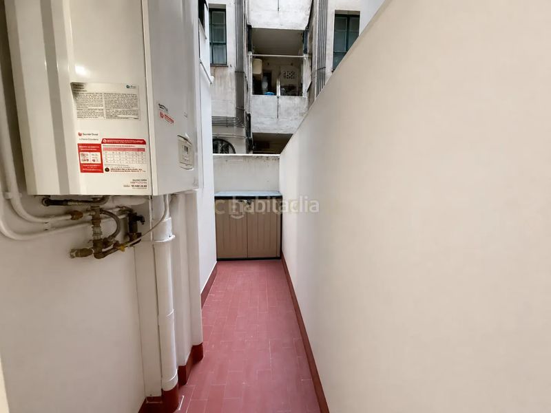 Foto ce77590d-21fd-45f7-aa28-207b13cf9ec7. Apartament a Sagrada Família Barcelona