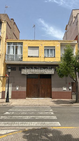 Foto b5719eda-c4c7-4a09-a50a-8b7e214294be. Local comercial a Alberic