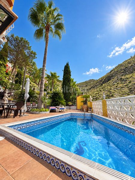 Foto 11647f5b-2e55-47b9-83e0-cfa72884cf07. Chalet  independiente en Sant Antoni Cullera