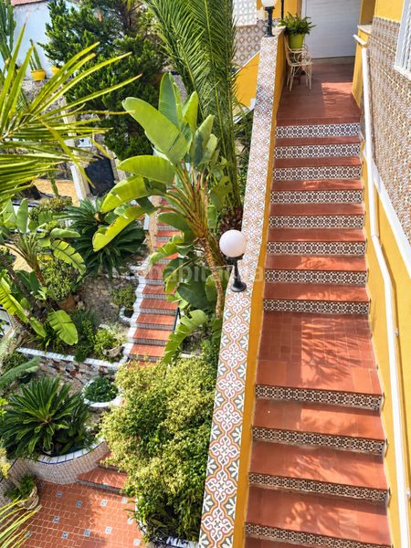 Foto bceaa4c1-14c5-4934-b4b1-6072cb2dd1c3. Chalet  independiente en Sant Antoni Cullera