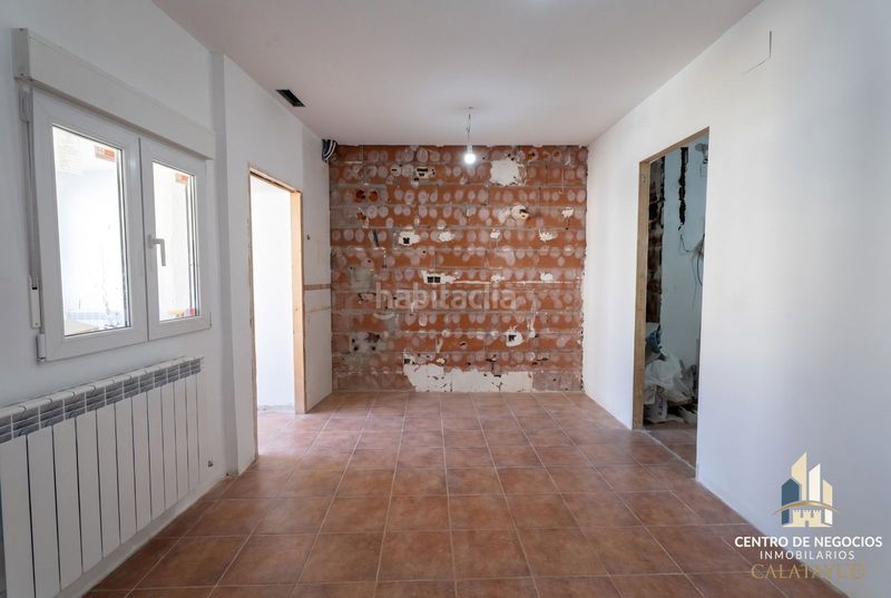 Foto 608b81ac-41a2-4d5a-b6b2-699085e84825. Casa adossada amb calefacció aparcament a Centro Calatayud