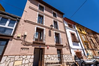Maison  Escaleras la peña. Edificio en venta en calatayud