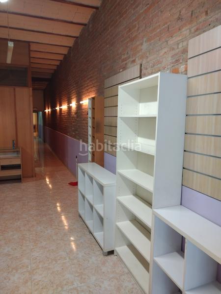 Foto 9b7f6d98-9cb2-4411-bd78-bf8746f0a8d7. Lloguer local comercial a carretera de montcada 134 a Terrassa