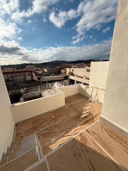 Foto 20b6dcc9-2755-4aec-b11c-1883dbc3de89. Casa adossada amb aparcament a Barri del Centre Terrassa