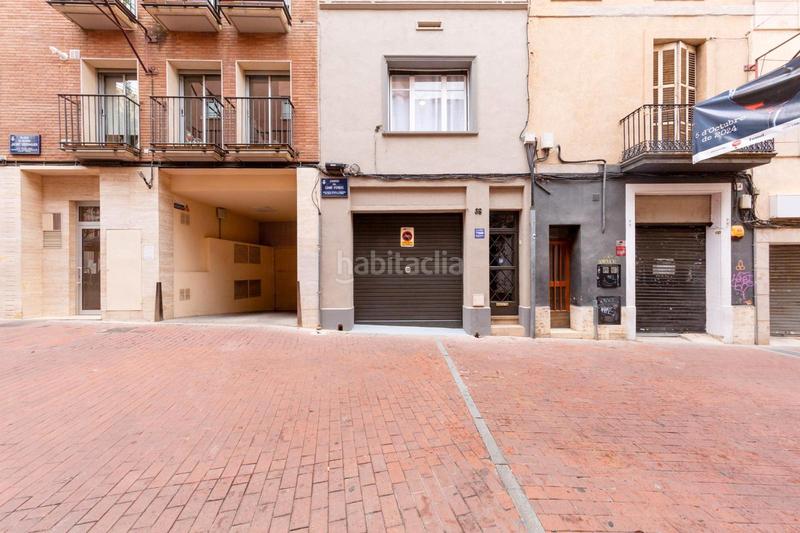 Foto 5299aea4-8749-4ca2-bcda-2171765abb91. Casa adossada amb aparcament a Barri del Centre Terrassa