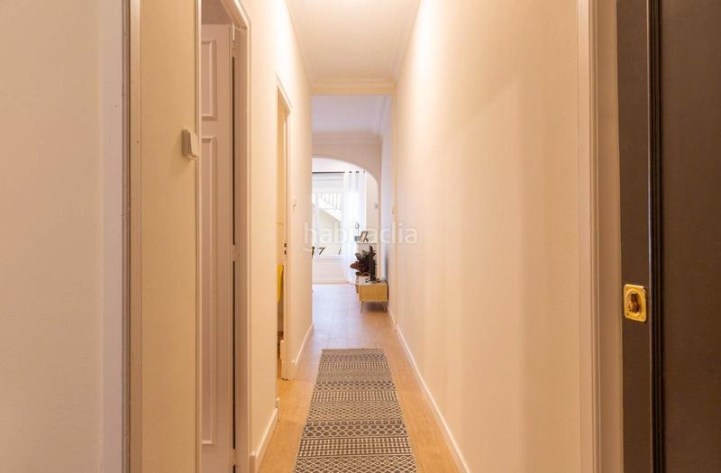 Foto 77fe4ce5-2b31-4a5d-93e7-2d86db387b8f. Casa adossada amb aparcament a Barri del Centre Terrassa