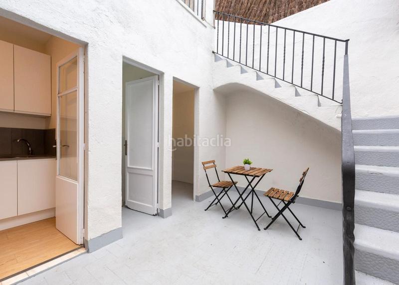 Foto 7d423cf5-bcbf-46e3-8181-c98c3d88cc3f. Casa adossada amb aparcament a Barri del Centre Terrassa