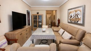 Flat in Avenida de jesús rescatado 24. ¡3 dormitorios dobles y ascensor previsto en menos de un año en