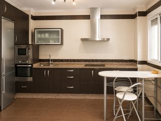 Casa adossada  Calle maestro carmelo díaz. ¡vivienda de 100 m² con terraza, jacuzzi, garaje y trastero en e