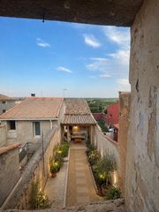 Masia a Calatorao. Casa de pueblo ideal para inversores o familias