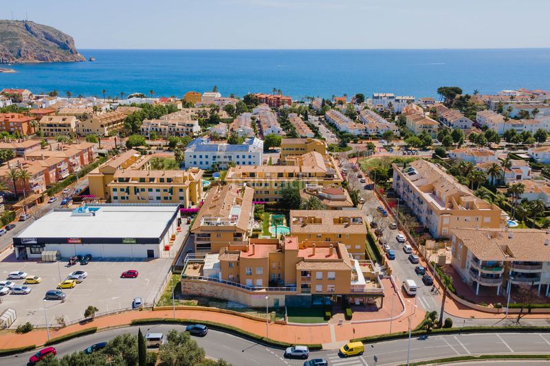 Foto 94012805-d9fb-4d62-9d0c-9b59cd80c800. Lloguer apartament a carrer venecia 28 a Montañar-El Arenal Xàbia