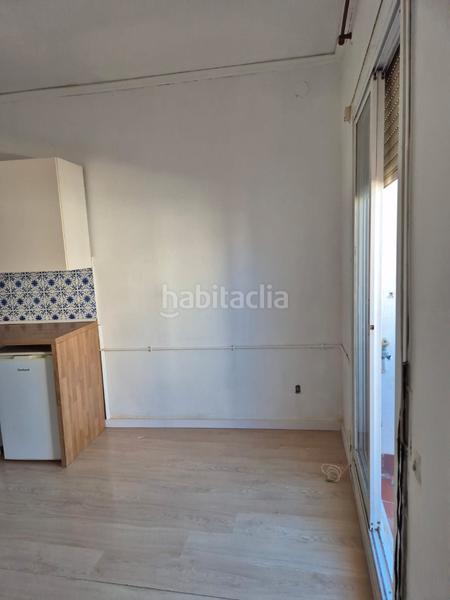 Foto 663ad33b-a3b1-4bc5-8b9c-d876ef85fcdd. Estudi amb calefacció a Vila de Gràcia Barcelona
