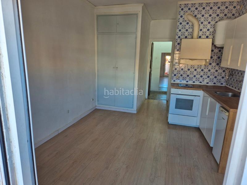 Foto a3ceacd4-00f6-4b13-817d-4be68139d7df. Estudi amb calefacció a Vila de Gràcia Barcelona