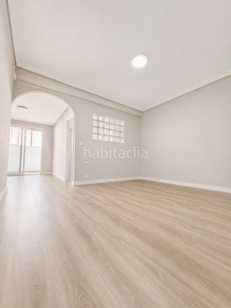 Foto f81c15a4-0ac4-4ab5-bb55-1b98d484c56e. Pis a Pradolongo Madrid