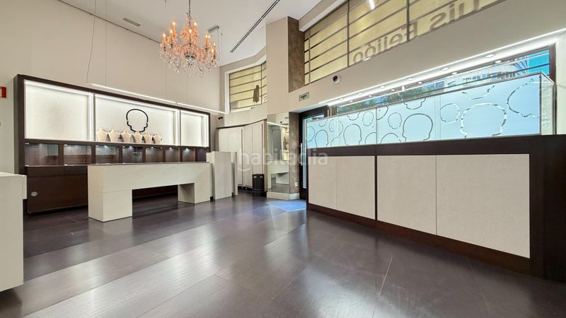 Foto 6ce809d5-13db-489d-b1fc-a5b618031aa8. Local comercial a Plaza Independencia Vigo