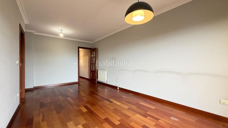 Foto ef565add-e544-4615-9024-30a5d8c57eb0. Pis amb aparcament a Sardoma - Castrelos Vigo