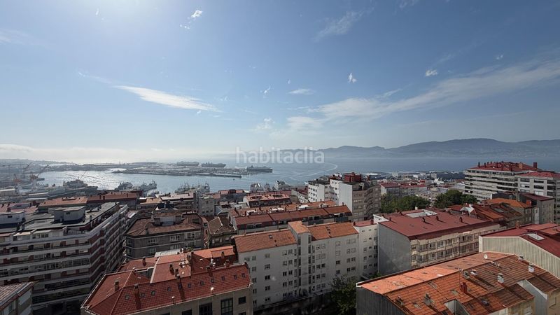 Foto 40adf798-f5cd-486f-a967-e6b79b5c9689. Piso en Camelias - Pi y Margall Vigo