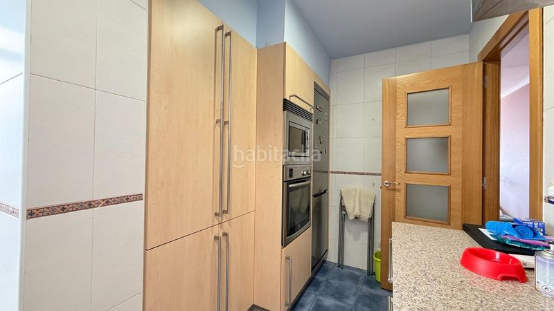 Foto e397dd58-cd15-41b3-bcc3-ed2dc2f3b186. Piso en Camelias - Pi y Margall Vigo