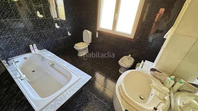 Foto 777502b0-76c4-447c-9170-3911715d90fc. Casa amb calefacció aparcament a Aldán Cangas