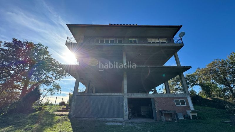 Foto f43f3ee3-bfcd-48a4-9a63-7ae5c85c26aa. Casa amb calefacció aparcament a Aldán Cangas