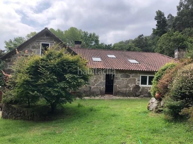 Foto f1e10b8d-fcbd-4229-886f-6955c29c2cb9. Casa amb calefacció aparcament a Campo Lameiro