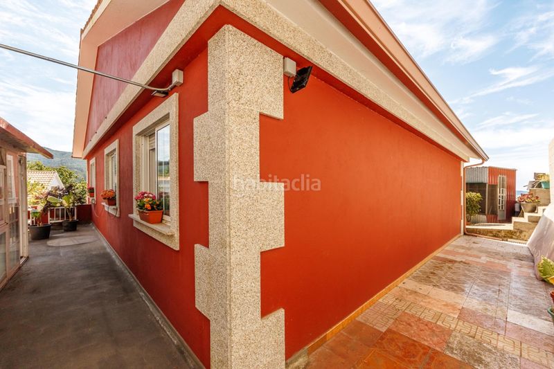 Foto b78eb9f6-305a-41b7-a60d-25fbc2d3fbe1. Casa en Comesaña - Matamá Vigo