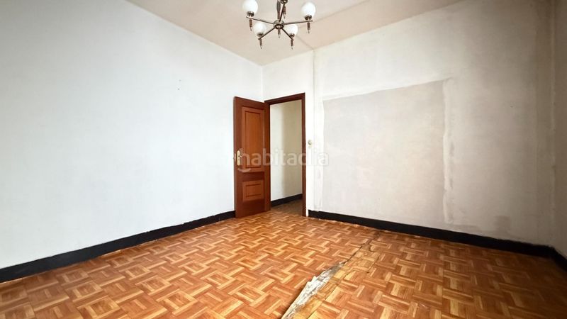 Foto 9b3b5eea-03db-4a5c-9147-79a089402f32. Pis a Plaza Independencia Vigo