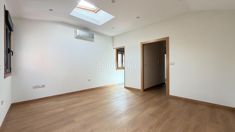 Foto acfa2172-af22-4dc8-bab0-68665b7a6983. Piso en Centro - Areal Vigo