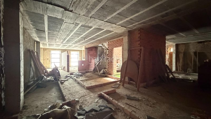 Foto bf610a58-880c-49a7-93a3-3e7332b4caa9. Edificio in Guarda (A)