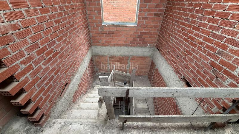 Foto 96e70b05-a10e-42e0-af58-e14024630d81. Edifici a Guarda (A)