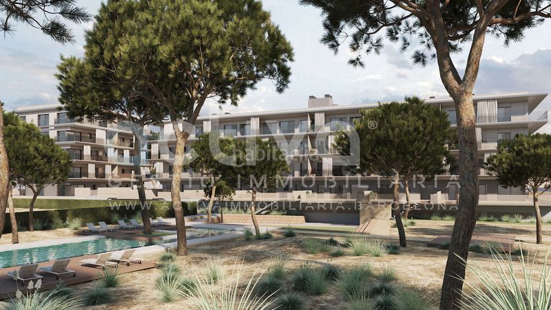 Foto 90ad8203-723b-4130-8c64-7b5dc47fa4cb. Planta baixa 132m<sup>2</sup> amb calefacció aparcament piscina a Gavà