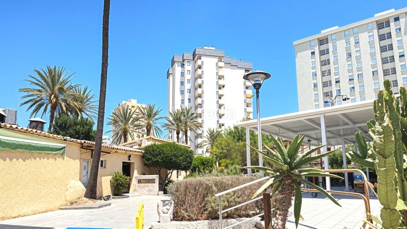 Foto a88107c8-5238-4811-8e88-18bc6bef5b1e. Xalet amb piscina a Mareny Blau Sueca