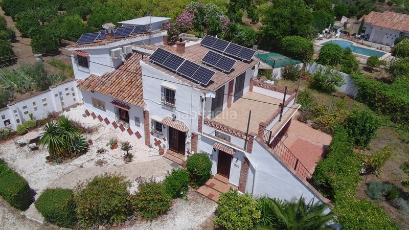 Foto e38ac6fc-98e8-4985-93b0-5a4a5ac9d4e8. Masia amb xemeneia calefacció aparcament piscina a Álora
