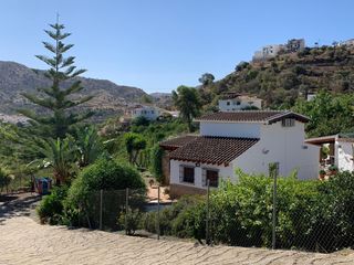 House  Avenida la constitución 1d. Detached villa within walking distance of the centre of álora