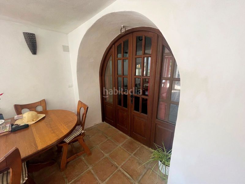 Foto bfda96c5-85aa-47db-a524-accaa6a2bd1f. Casa amb xemeneia calefacció aparcament piscina a Álora