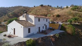 Mas  Barriada los caballos 1. Finca - cortijo in alora