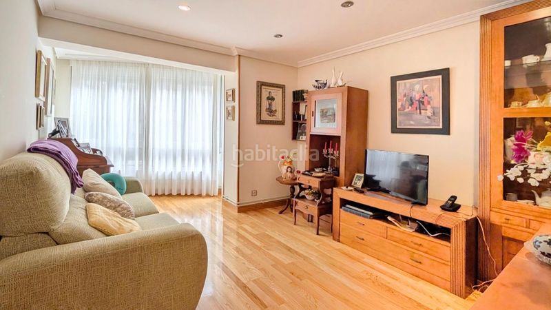 Foto 4ba1be86-c552-478e-8ff5-1193b8e5553c. Flat with heating in Los Castros Santander