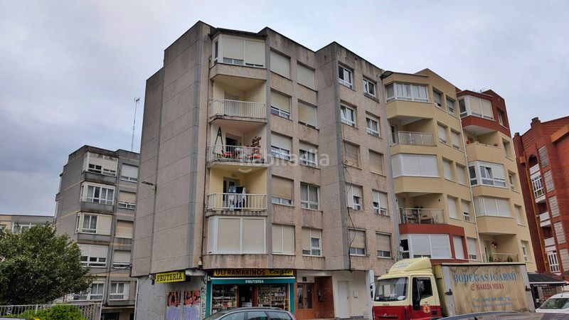 Foto e7a88546-0a0e-4db5-a328-18cbdadf7df9. Flat with heating in Los Castros Santander