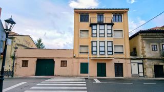 Chalet  Calle calle de la magdalena, 20 20. Centro de colindres  casa con parcela urbanizable de 1.000 m2