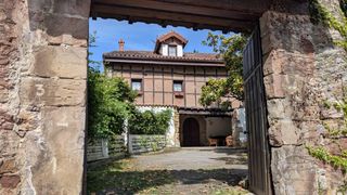 Casa  Barrio barrio de revilla puente lorenza. El jardín con el que siempre soñaste exclusiva casona de piedra