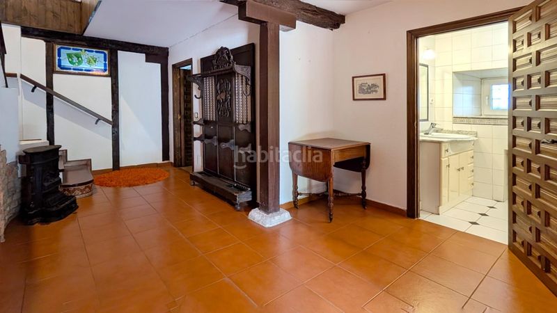 Foto 4377ca7f-9a91-4781-8af7-4650a9c0da2f. Casa amb calefacció aparcament a Revilla Camargo