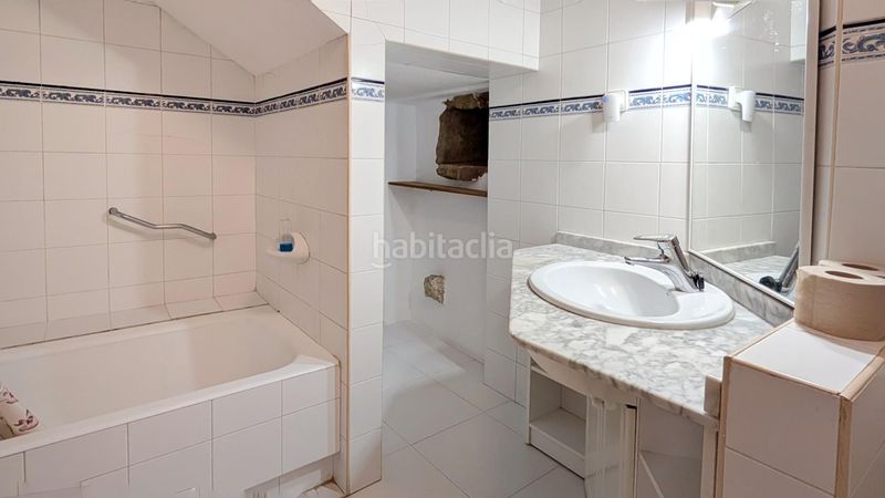 Foto 570fa8e1-4ede-4e1c-915c-bfbfca640ad0. Casa amb calefacció aparcament a Revilla Camargo