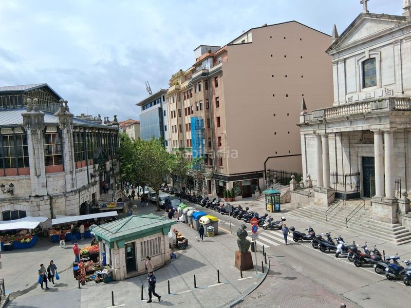 Foto 9989de4c-3fa3-4b29-863b-5a9177f853bb. Pis a plaza esperanza 7 a Centro - Ayuntamiento Santander