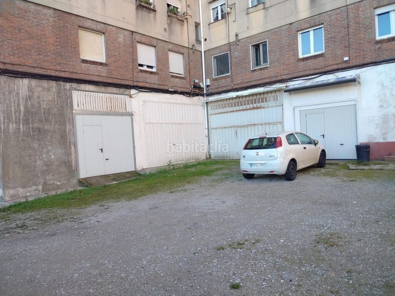 Foto 9e9577a7-c920-4972-b989-dd4bc5aa03cc. Posto auto in Los Castros Santander