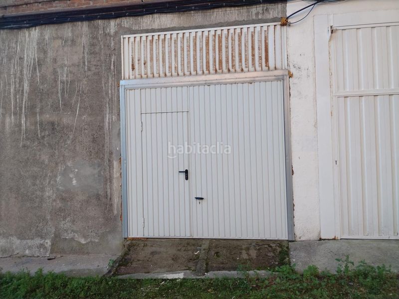 Foto b74d2455-9aaa-479b-b743-344bca18833b. Posto auto in Los Castros Santander
